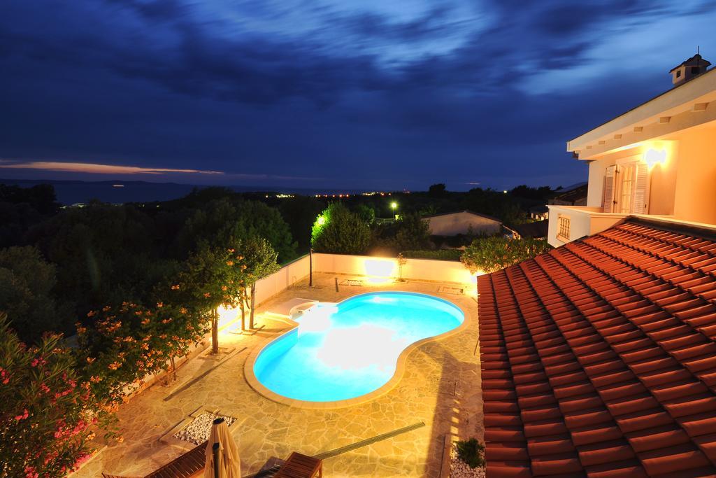 Apartments Villa Marnii Kožino Exterior foto