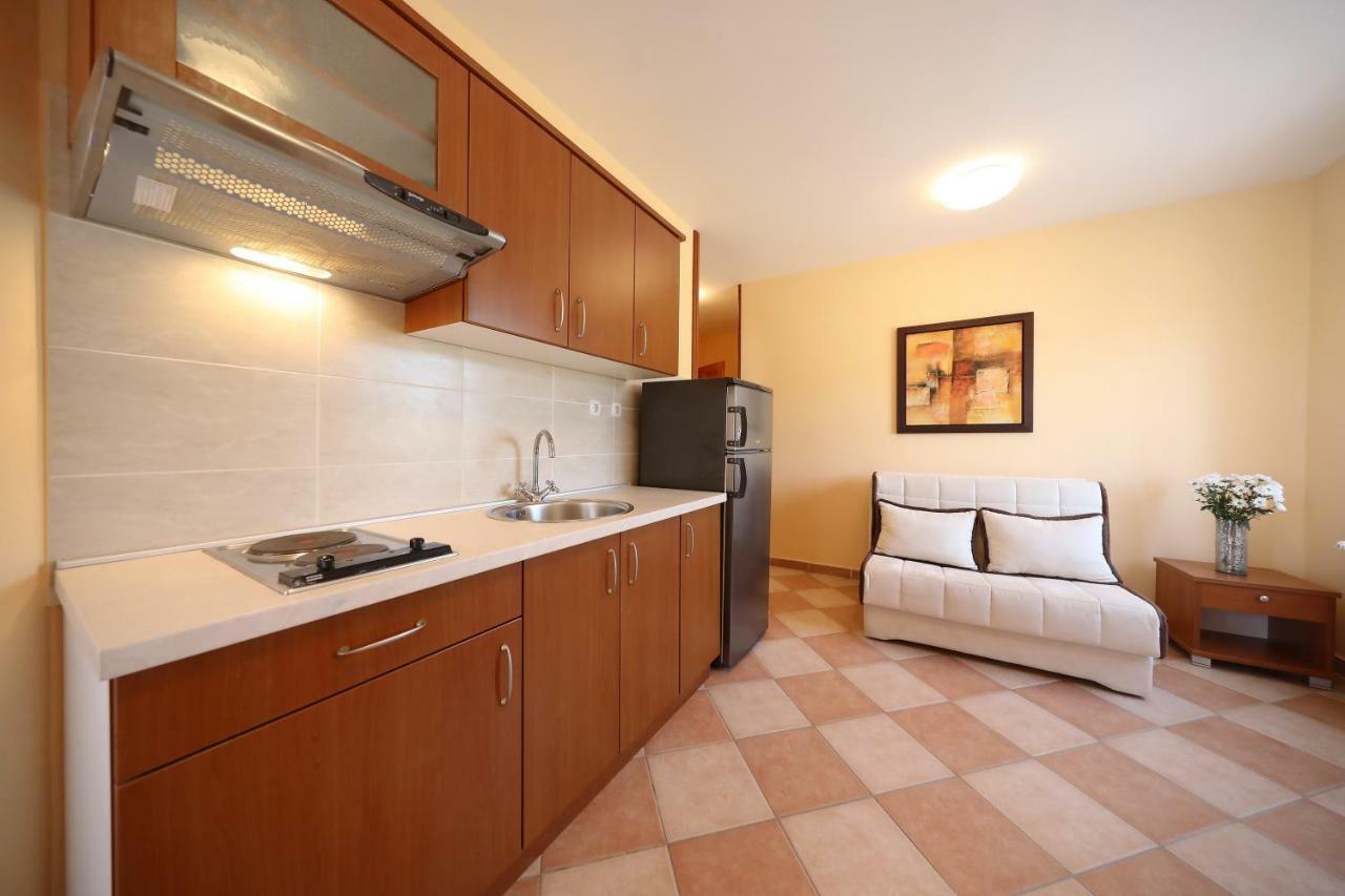 Apartments Villa Marnii Kožino Exterior foto